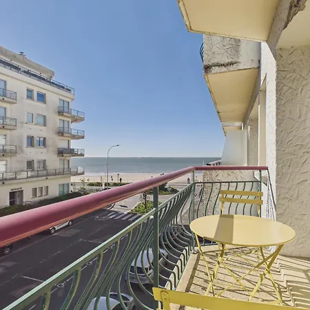 Appartement Vue Mer, à 50 M, 2 Adultes 2 Enfants